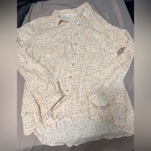 Medium button down shirt - Picture 10 of 10